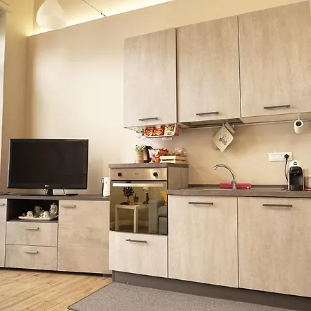 Incantevole : Apartamento *